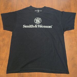 Smith & Wesson Mens Short Sleeve Preshrunk Cotton Graphic Spell Out Logo Tee L